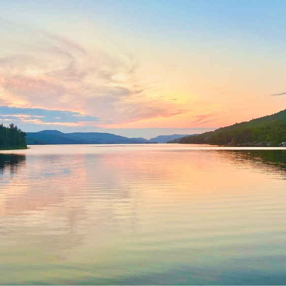 Meet your Posher. - Picture 1 of 1